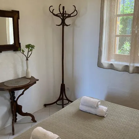 Bright Cozy With Terrace, Garden & Sea View Holiday home *