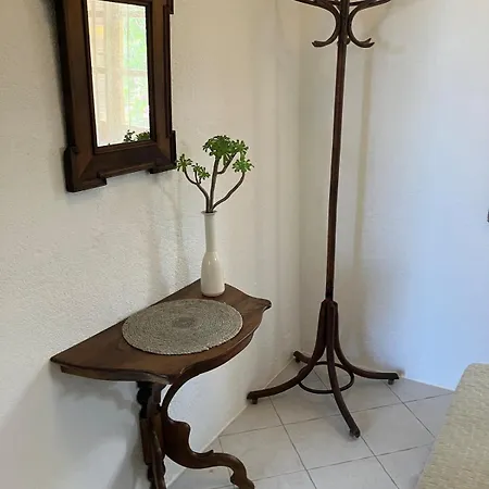 بيت للعطل Bright Cozy With Terrace, Garden & Sea View *