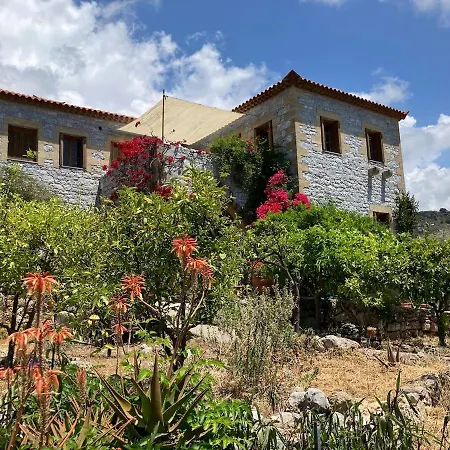 Bright Cozy With Terrace, Garden & Sea View * Neokhorion (Messenia)