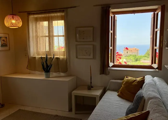 Bright Cozy With Terrace, Garden & Sea View Neokhorion (Messenia)