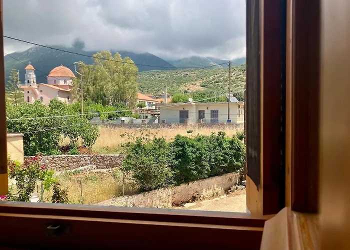 Bright Cozy With Terrace, Garden & Sea View